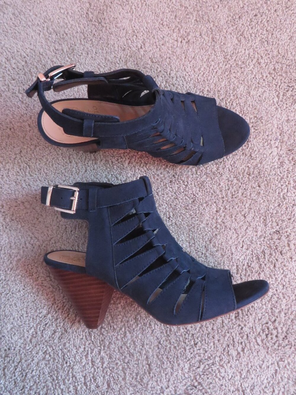 Vince camuto womens elika heels sandals/bootie size 8.5 blue suede/nubuck cutout